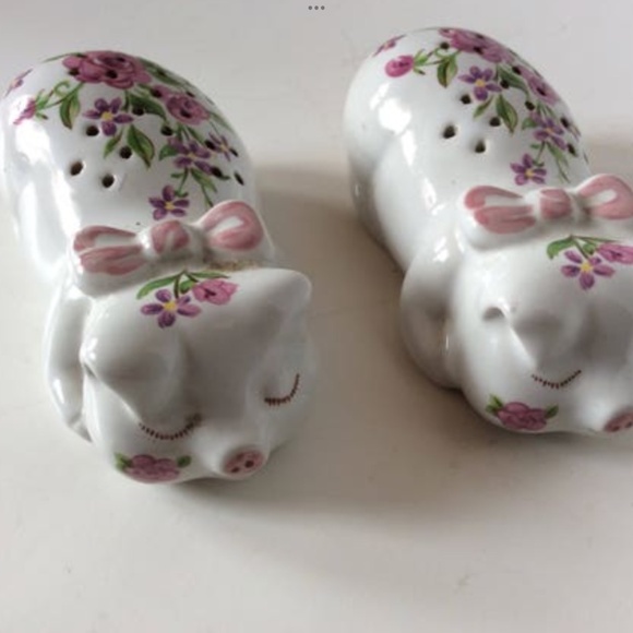 Avon Other - Vintage Set of 2 Avon Pig Potpourri Holders Hand-Decorated Floral Design 1978
